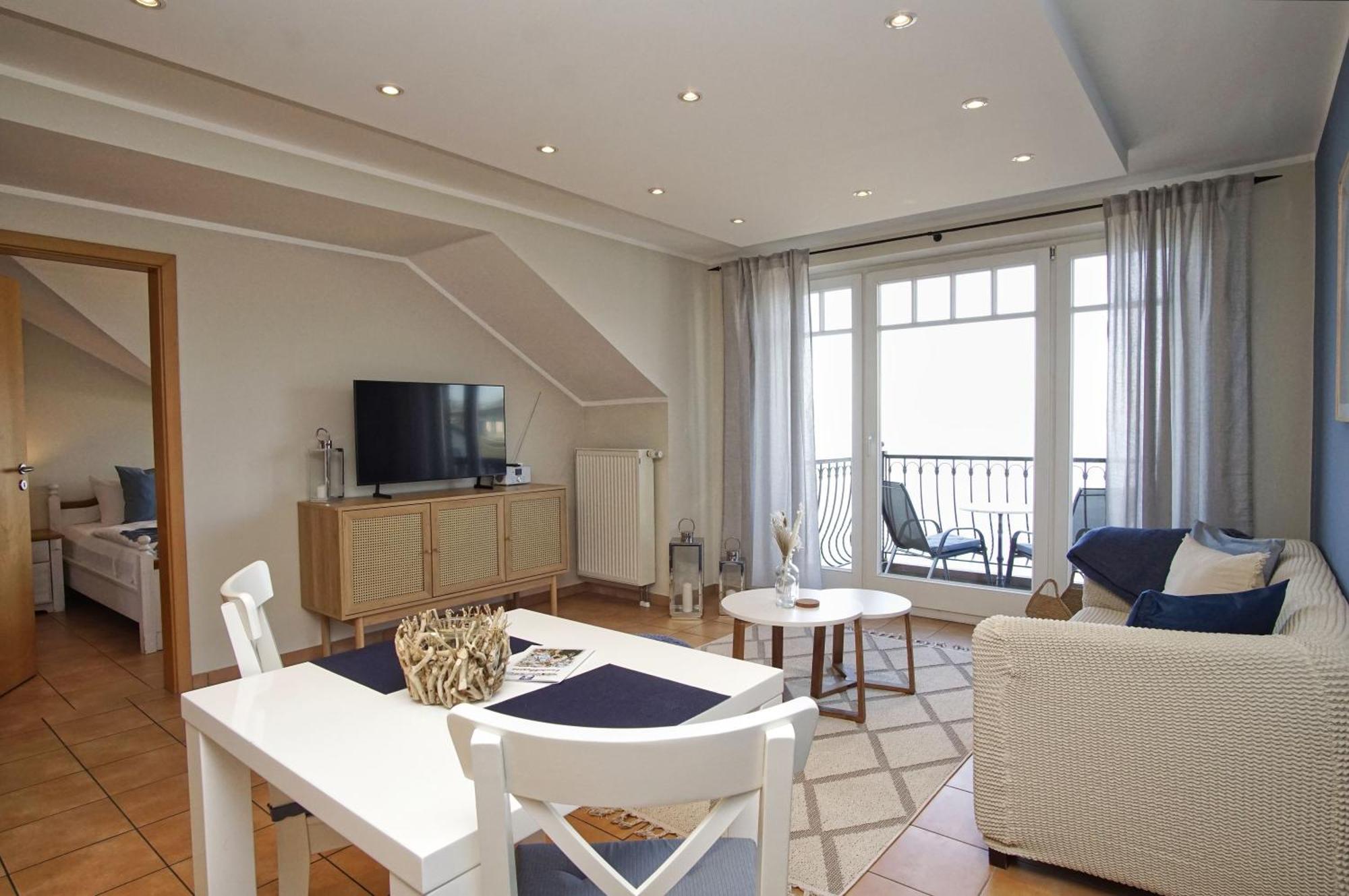 Ferienwohnung Mit Traumhaftem Meerblick - Haus Am Meer Fewo 10 Lohme Esterno foto