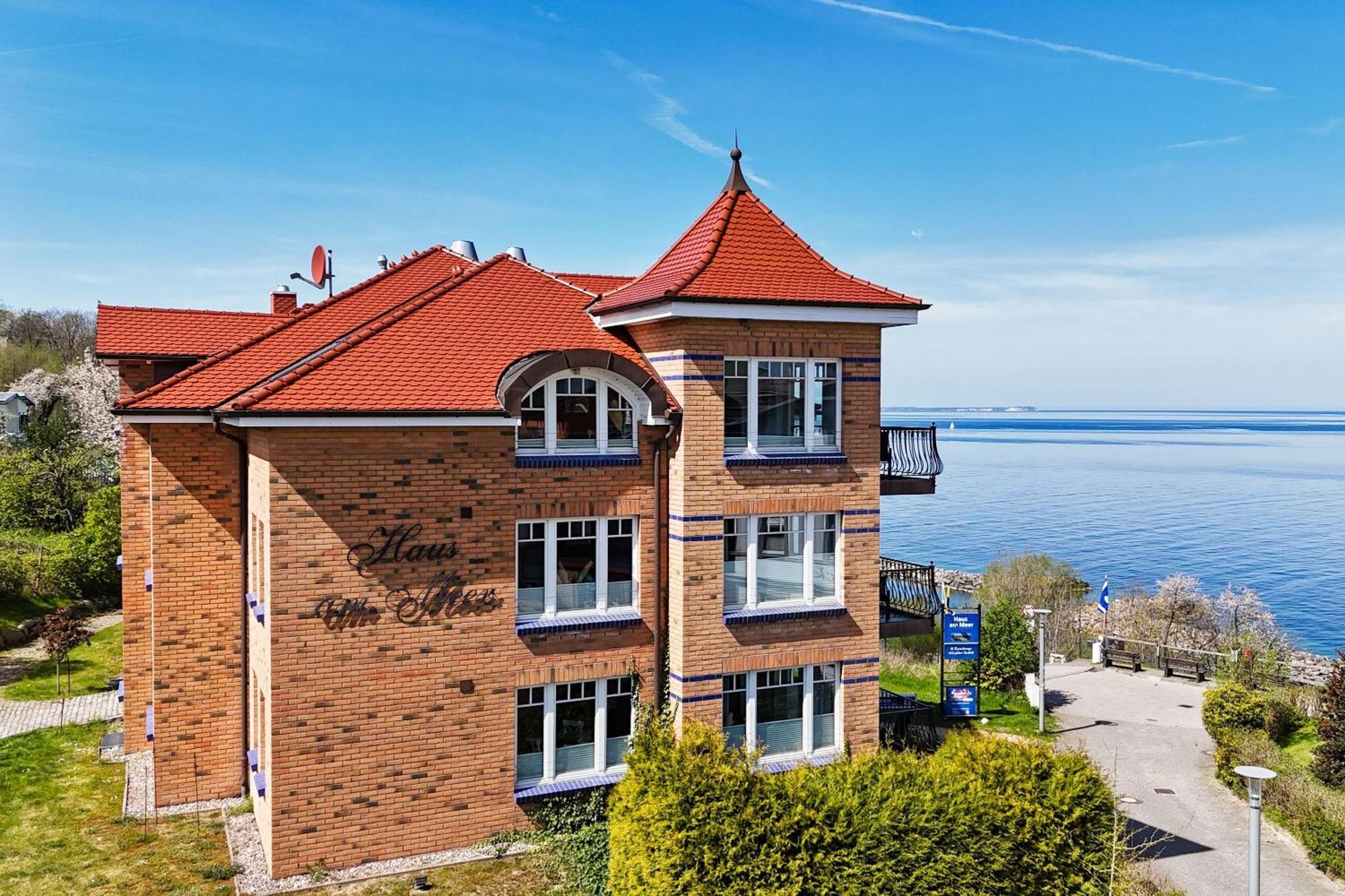 Ferienwohnung Mit Traumhaftem Meerblick - Haus Am Meer Fewo 10 Lohme Esterno foto